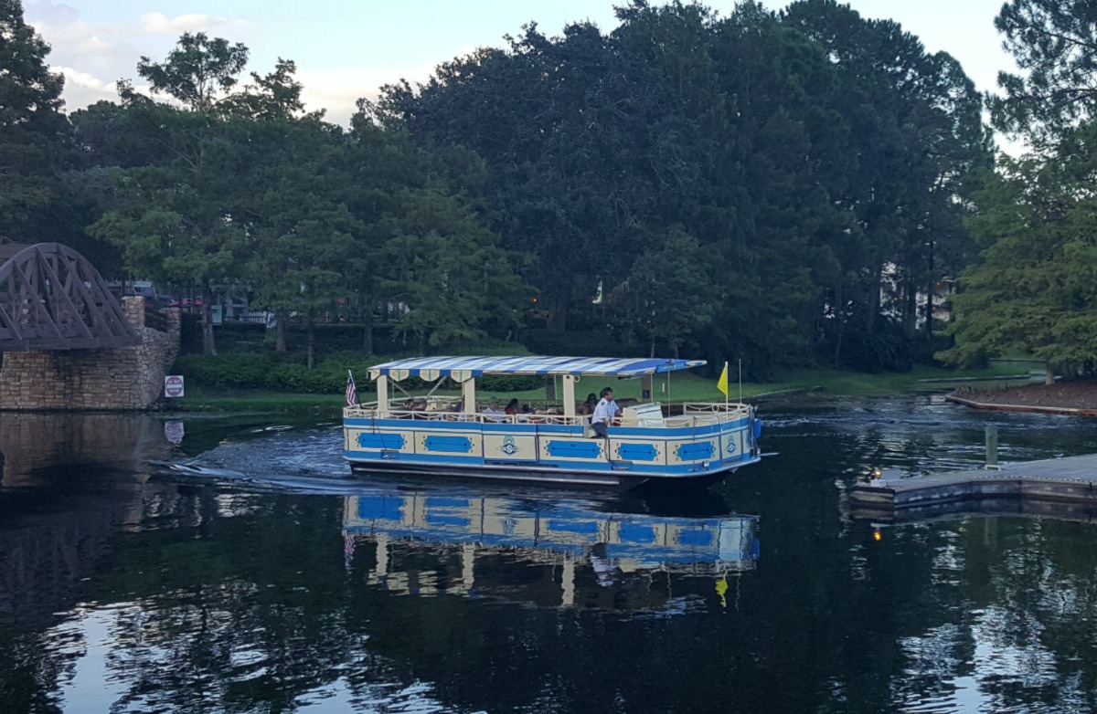 Disney Boat from Port Orleans Riverside to Disney Springs