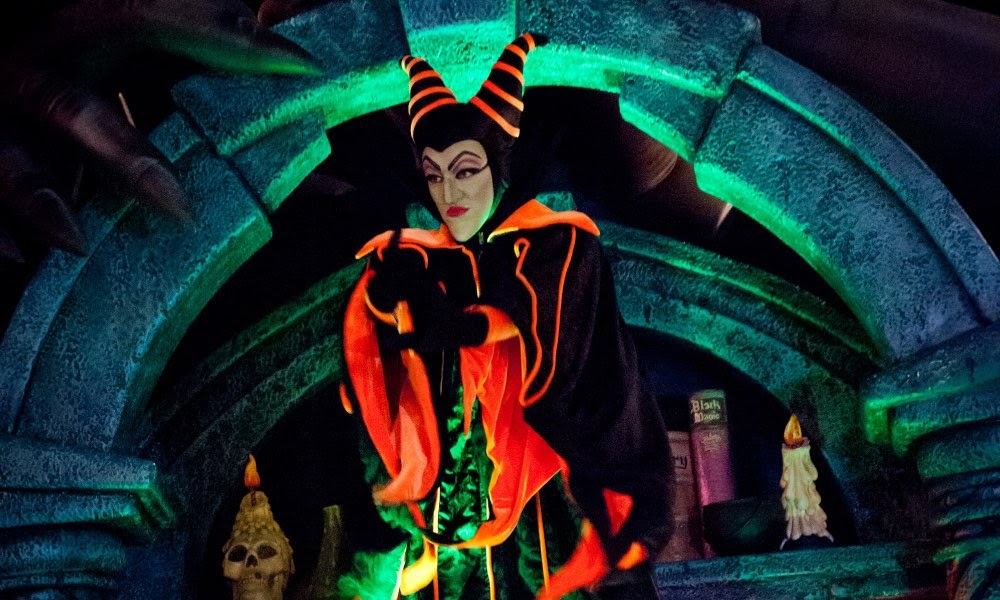 mickey's-not-so-scary-halloween-party-hocus-pocus-live-show
